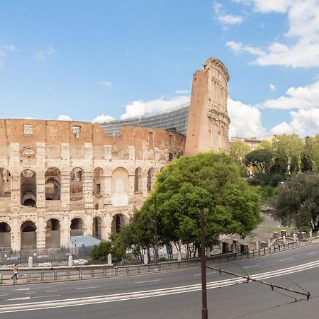 Iflat Unforgettable In Front Of Colosseum 罗马 外观 照片