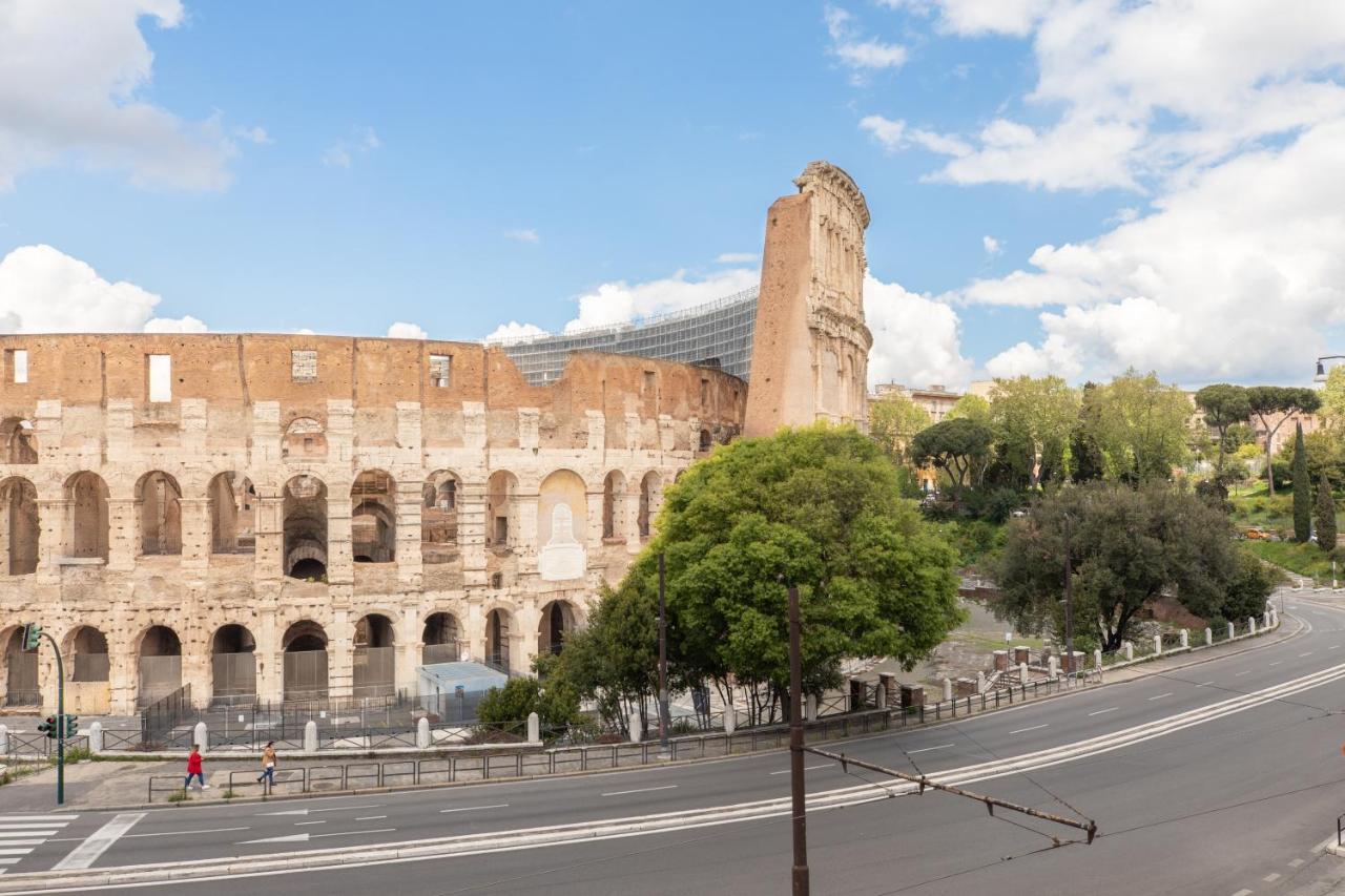 Iflat Unforgettable In Front Of Colosseum 罗马 外观 照片