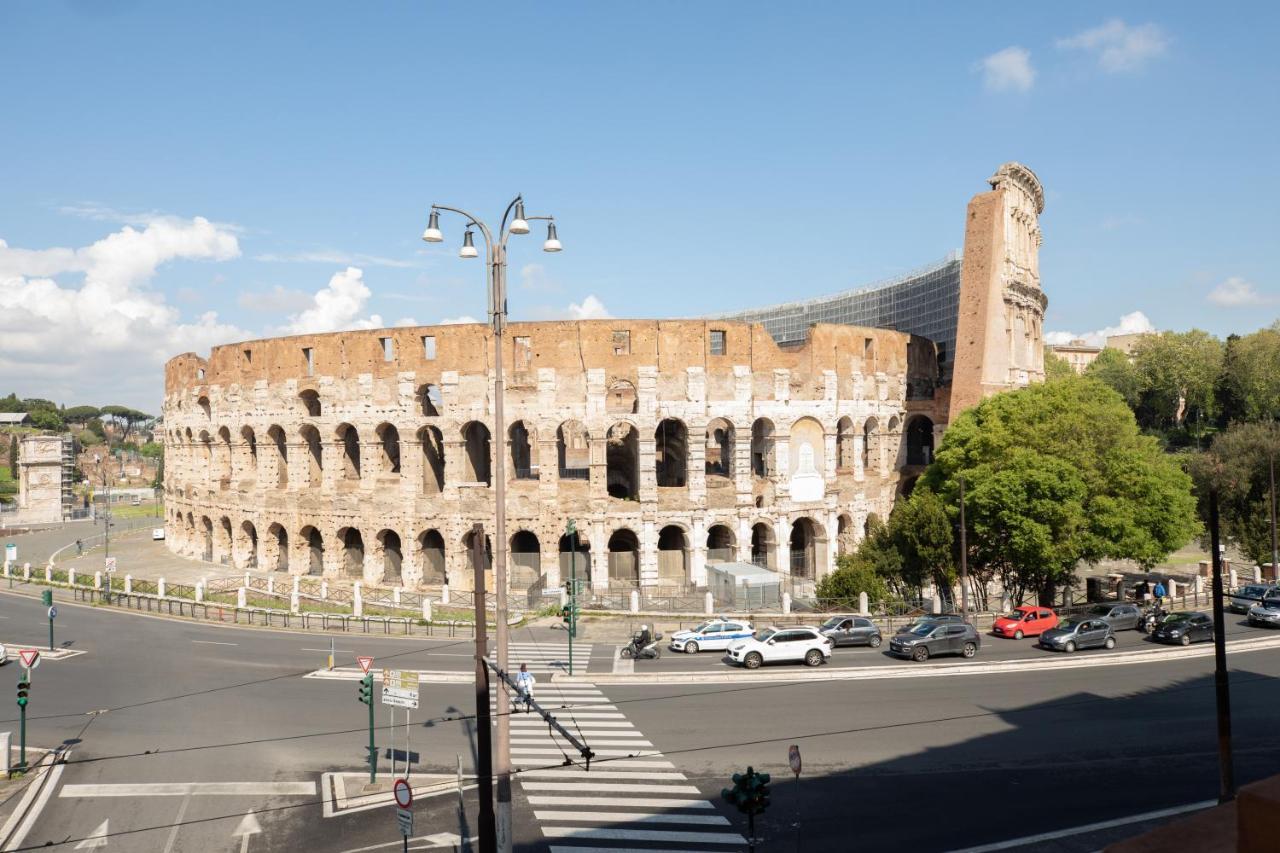 Iflat Unforgettable In Front Of Colosseum 罗马 外观 照片